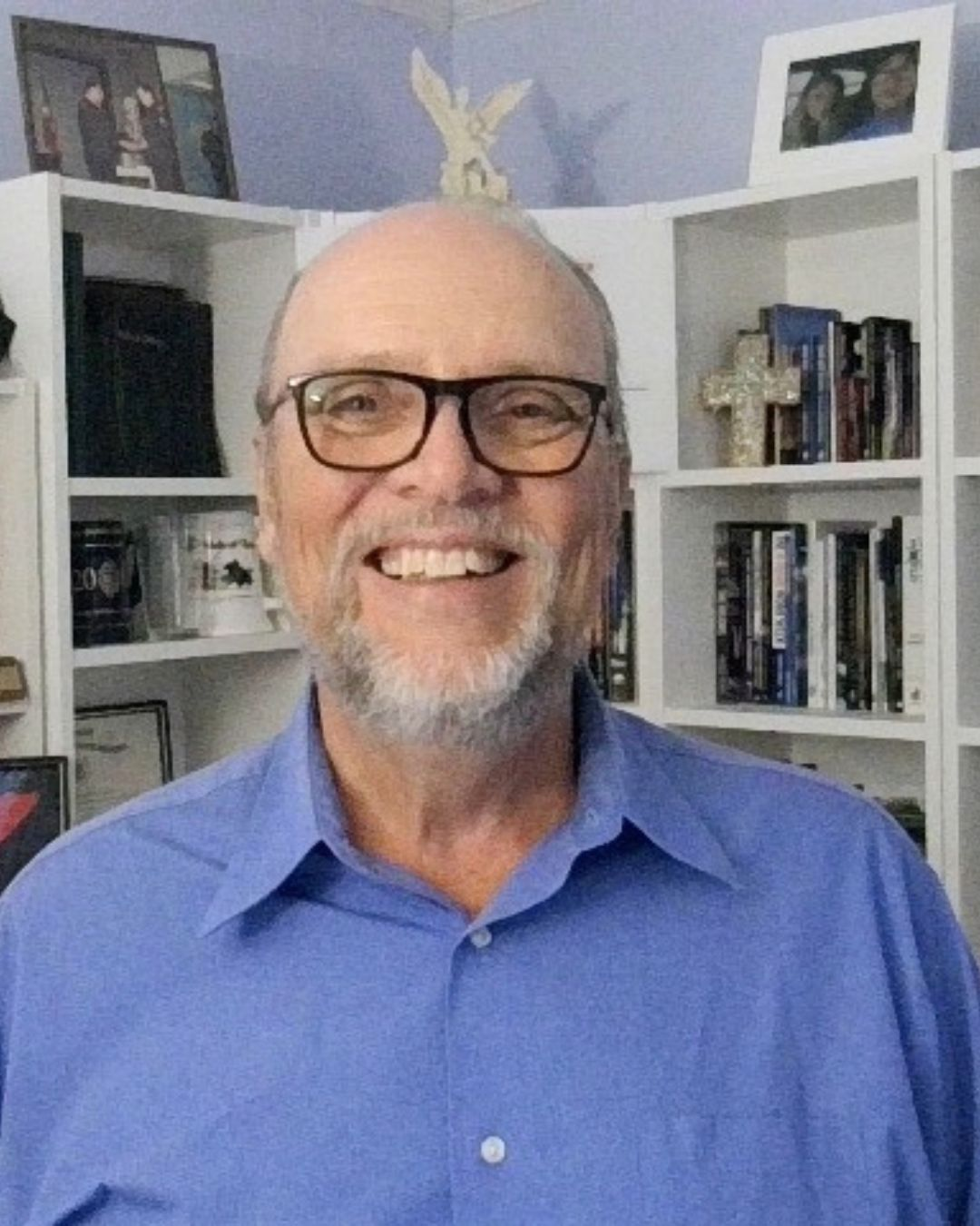 Bob New - Blue Shirt
